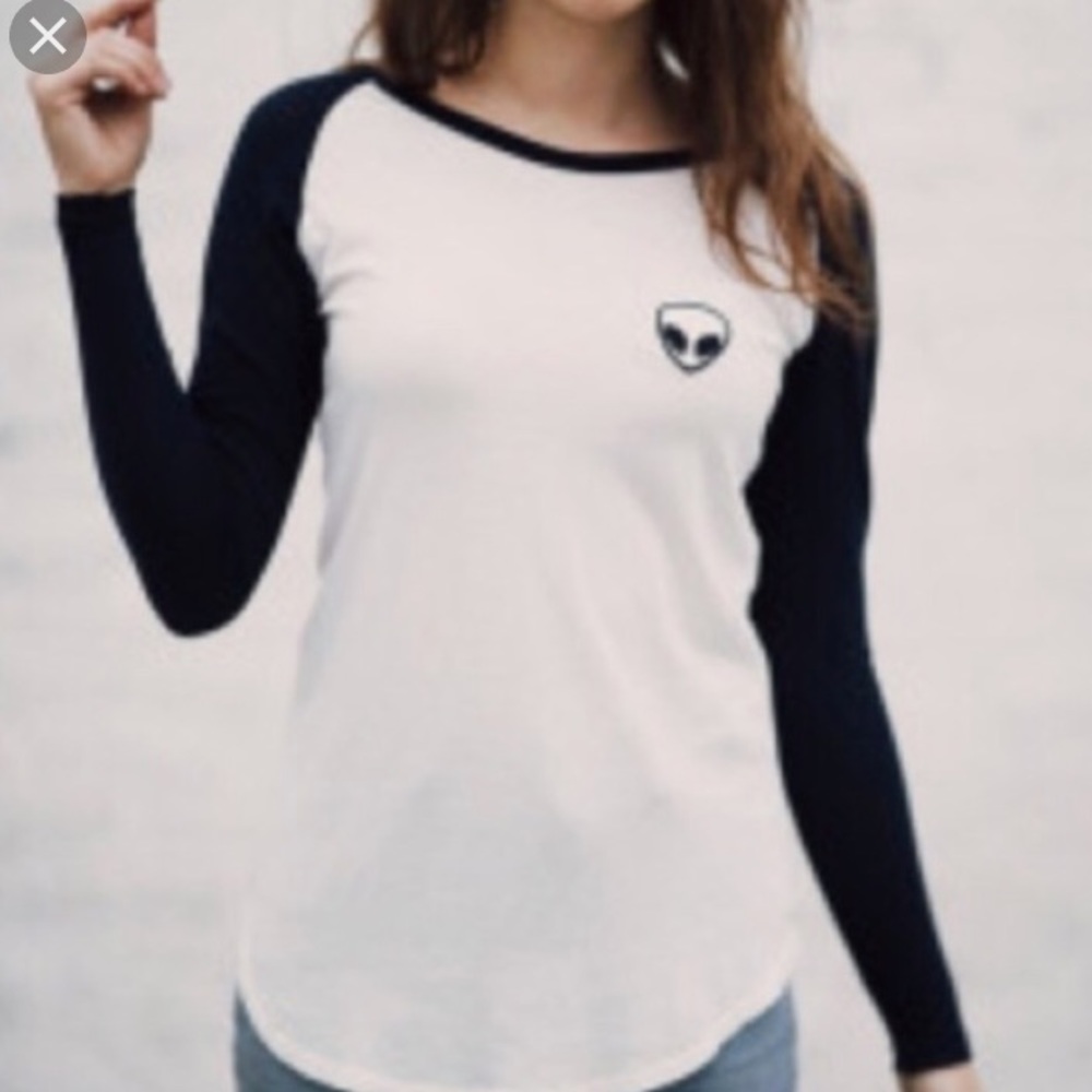 Brandy Melville Alien Long Sleeve Top (Never worn)